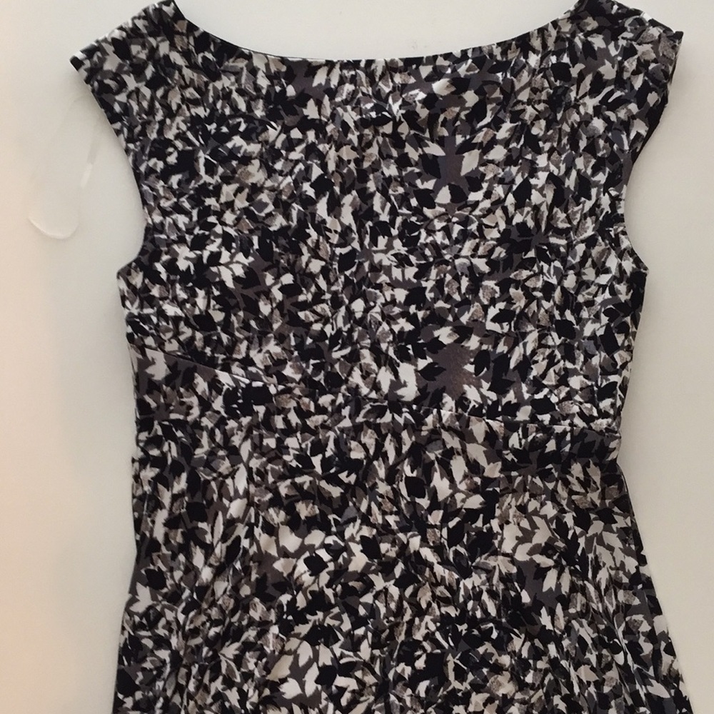 Covington Dress - Picture 6 of 8